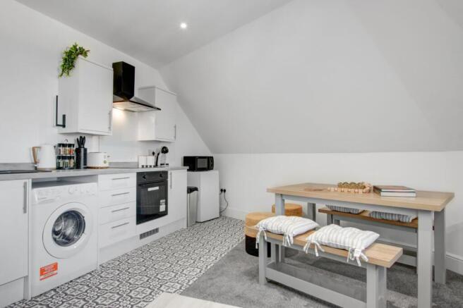 Kitchen/ Dining