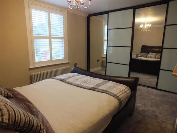 Bedroom1.JPG