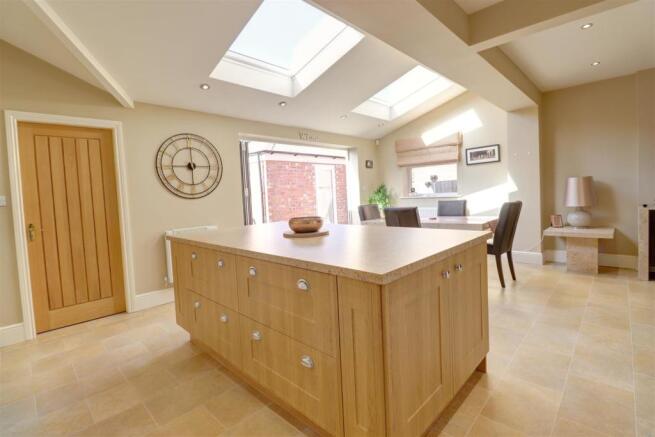 Kitchen Diner