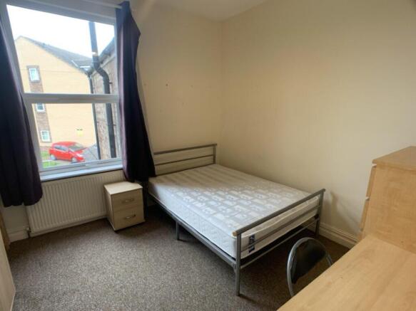 1 bed Terraced to rent Image 12