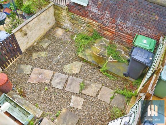 2 bed Terraced to rent Image 9