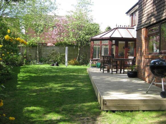 Garden (a)