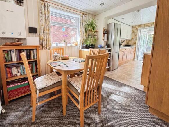 3 bed Detached for sale Image 7