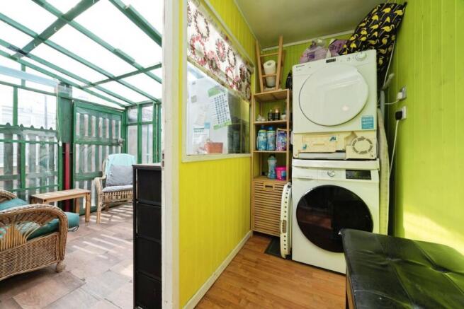 2 bed End of Terrace for sale Image 7