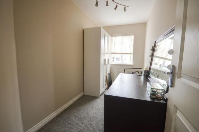 2 bed Flat for sale Image 7