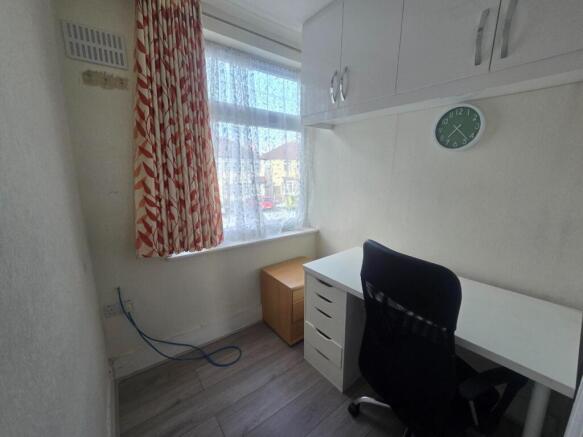 Photo 9
