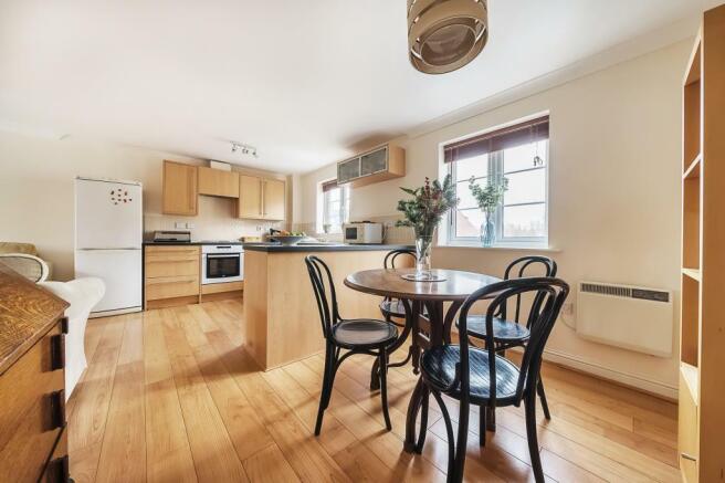 Kitchen/Dining