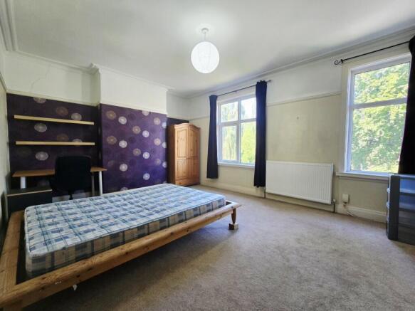 6 bed Terraced to rent Image 10