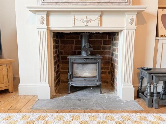 3 bed Terraced for sale Image 6