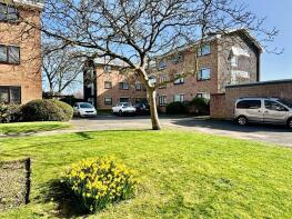 23, Fairlands Court, North Park, London SE9 5BH