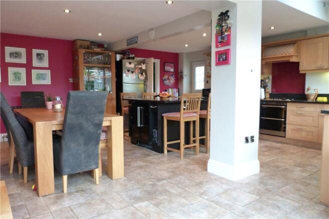 22 ' Open Plan !