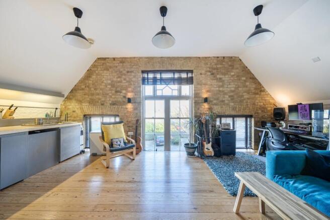Reception/Kitchen