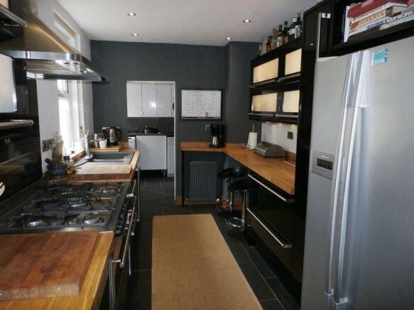 Photo 9