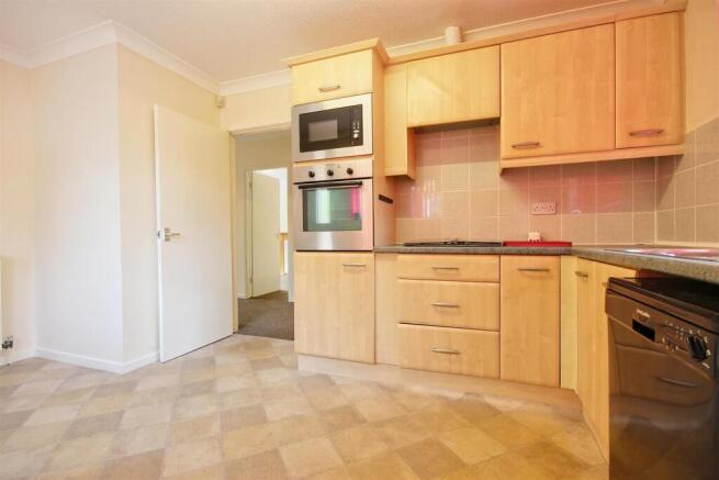 2 bed Detached Bungalow for sale Image 6
