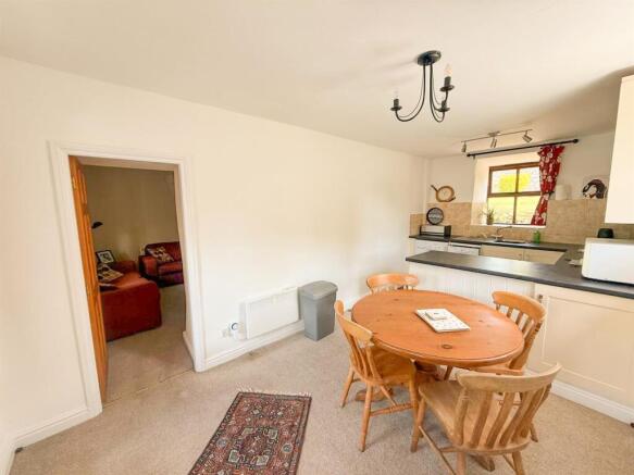 2 bed End of Terrace for sale Image 7