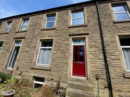 84, Willow Lane, Birkby, Huddersfield HD1 5EB