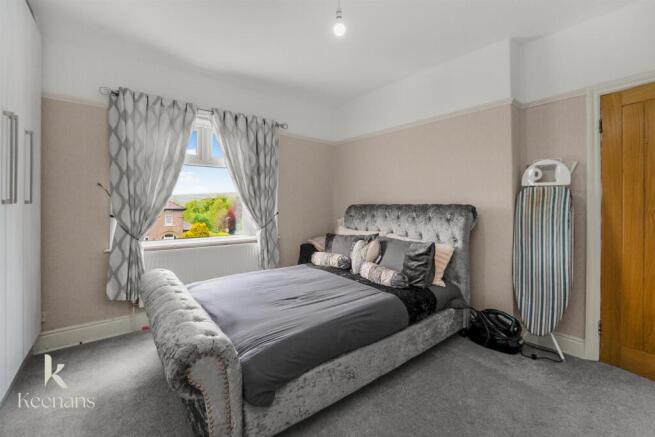 3 bed Semi-Detached for sale Image 10