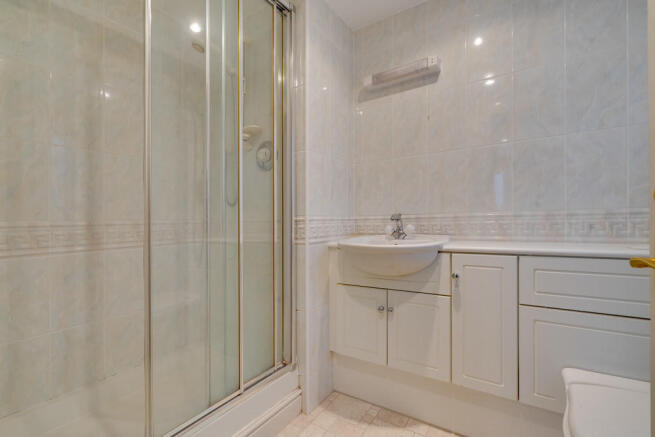 En-Suite shower r...