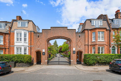 Tudor Close, London, NW3