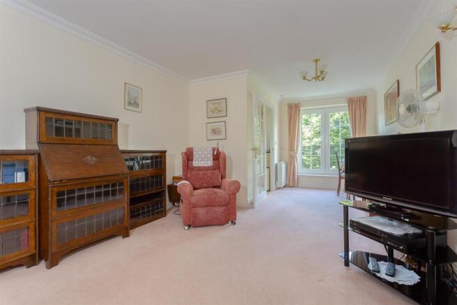 flat-peagusus-court-banstead-105.jpg