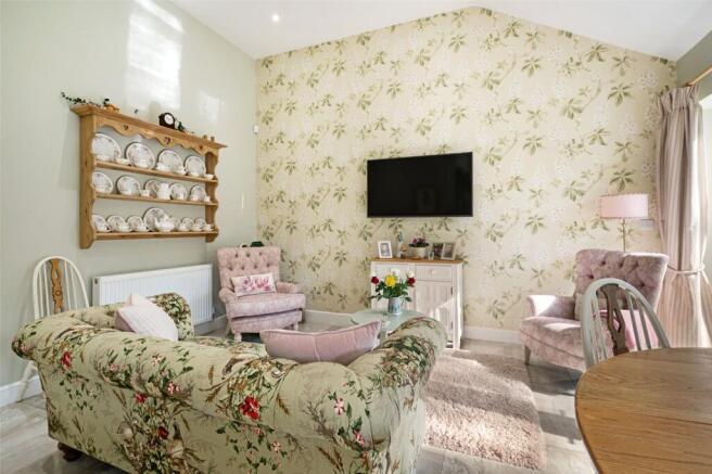 Dining/Sitting Room