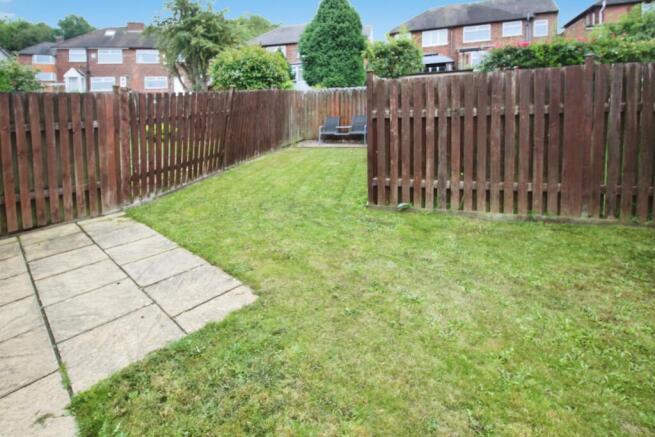 3 bed Semi-Detached to rent Image 6