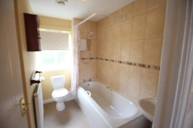 Bathroom 3.jpg