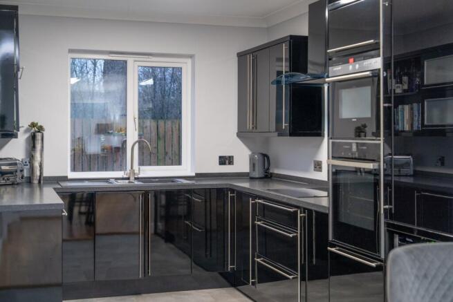 A Sleek Modern Kitchen