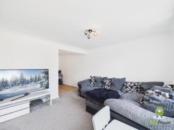 EweMove Estate Agents Basingstoke - Baird Av
