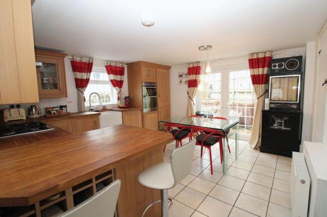 Open plan kitc...