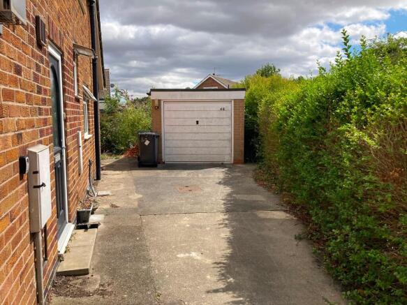 3 bed Semi-Detached for sale Image 12