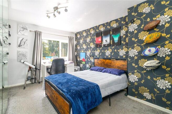 4 bed Semi-Detached for sale Image 9