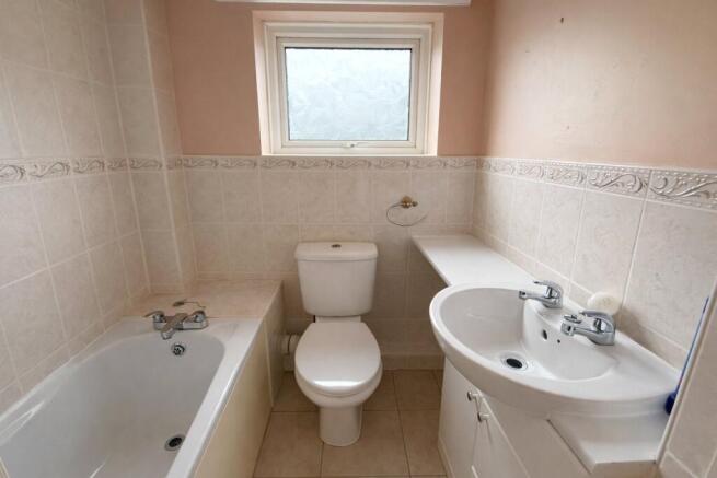 2 bed Terraced for sale Image 11