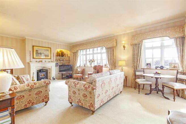 Reception Room-3.jpg