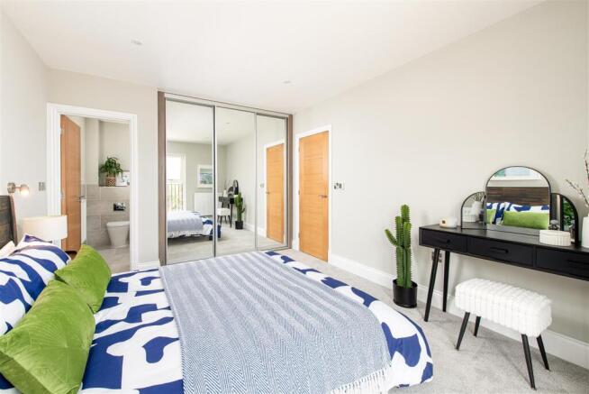 Bedroom1_4.jpg