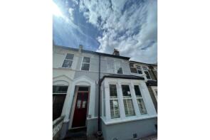24c, Willenhall Road, London SE18 6TY