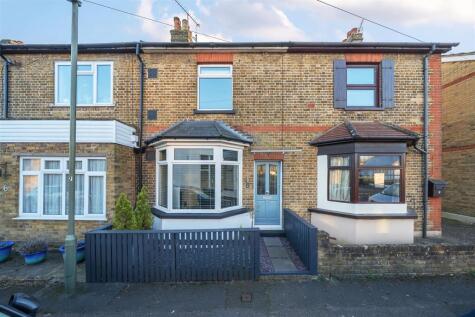 Oatlands Road, Burgh Heath, Surrey