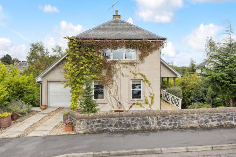Carrington Terrace, Crieff, PH7