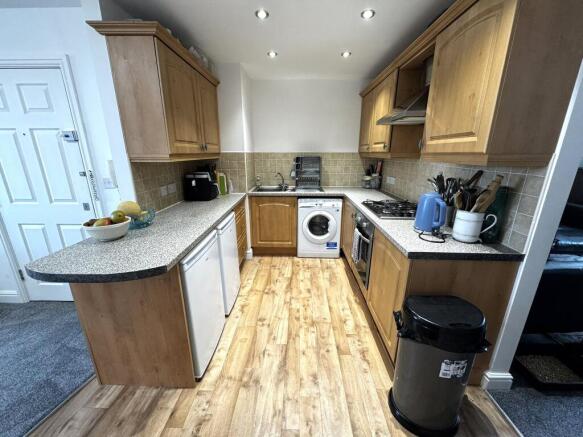 Flat ,  Bentley Lane, Willenhall photo 4