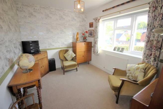 Bedroom 3: