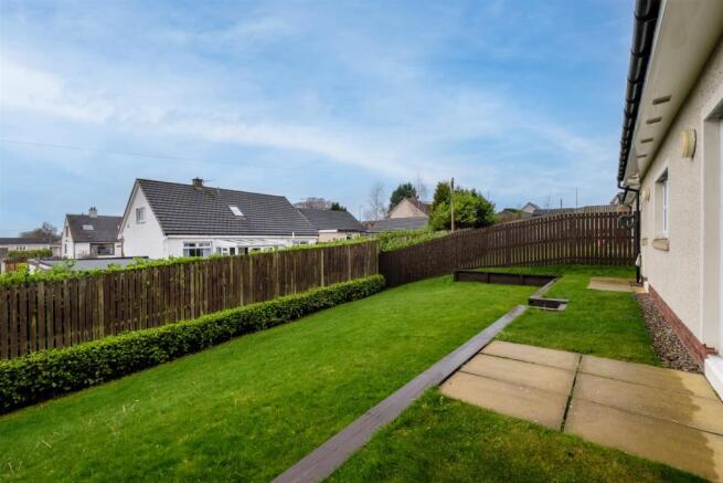 007-10 Baxter Brae, Cleland, ML1 5FG.jpg