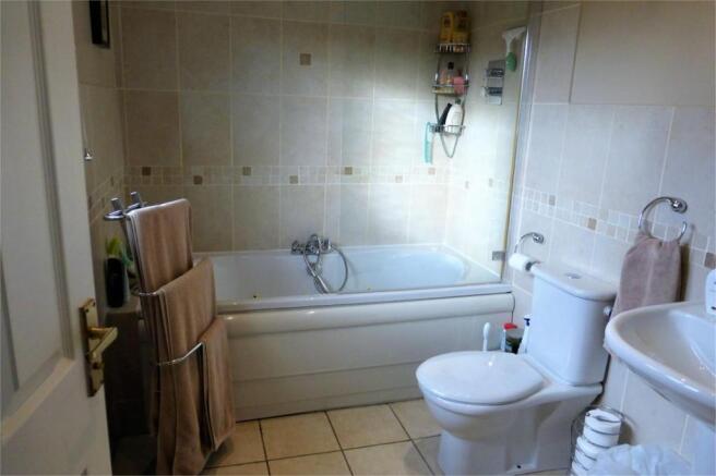 Photo 18