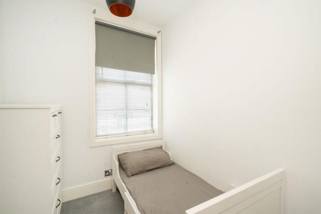 3 bed Terraced for sale Image 11