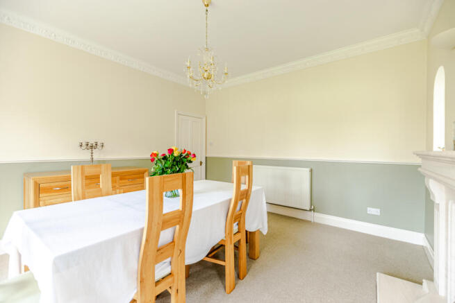 4 bed Detached for sale Image 4