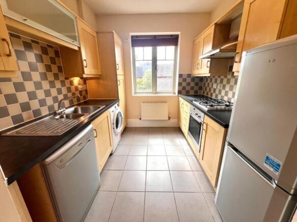 Clickers Drive, Upton, Northampton NN5 photo 4