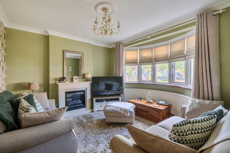 Churston Drive, Morden, SM4
