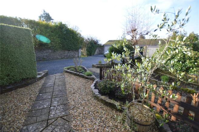Front Gardens
