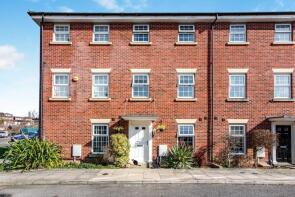 3, Oswald Drive, Strood, Rochester ME2 2GD