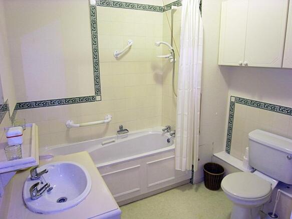 Photo 9