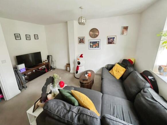 14 Asta Court, Chestnut Field, Rugby, Warwickshire CV21 2TL photo 4